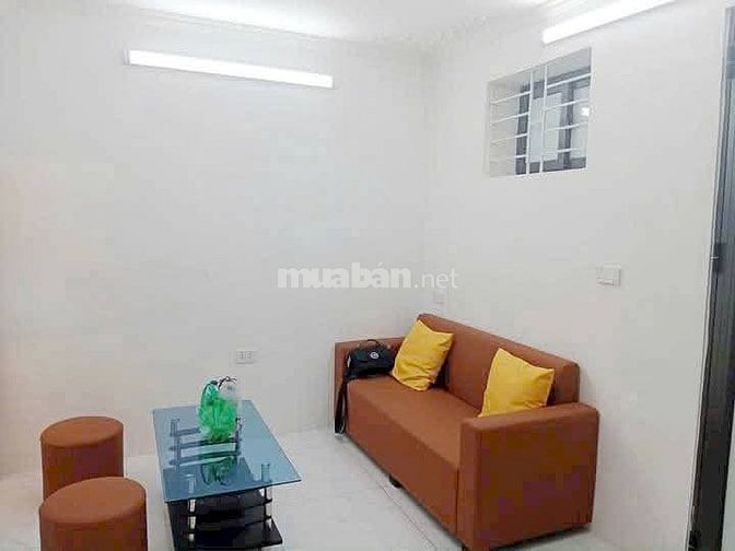 Nhà Đẹp Ở Luôn Tôn Đức Thắng, Đống Đa 40m, tầng 1, giá 2,88 tỷ.