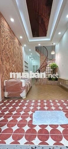 Quận 4 -  4 tầng - 40m2 - Nhà Khánh Hội P4 - Chỉ hơn 6 tỷ.