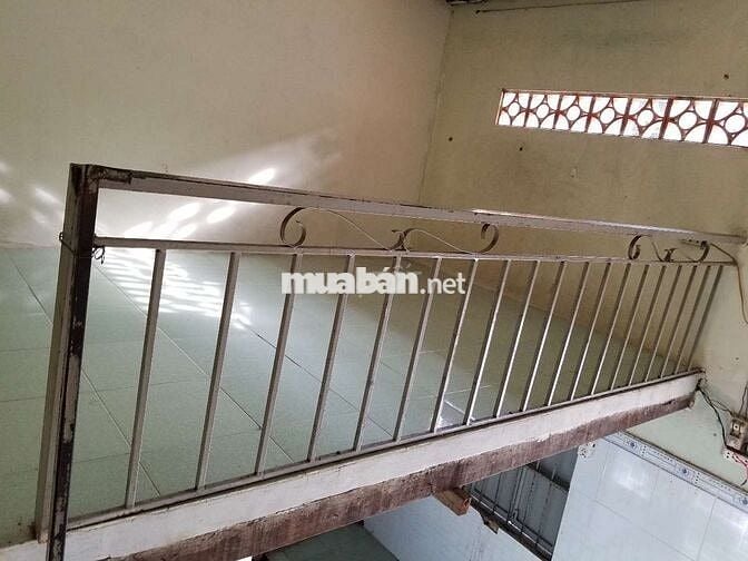 22 m2 gác lửng vệ sinh khép kín cách 200m ĐH Luật chợ nhà thờ vv..