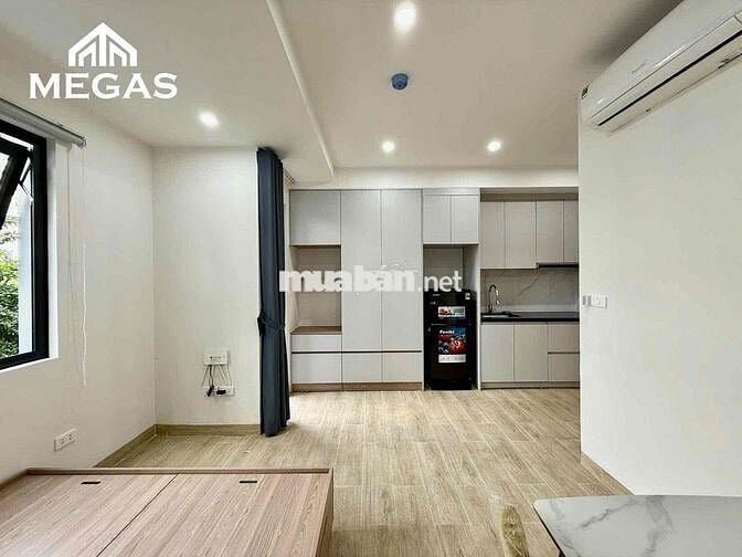 CHO THUÊ STUDIO BAN CÔNG, CƯA SỔ NGAY NGUYỄN NGỌC VŨ, CẦU GIÂY