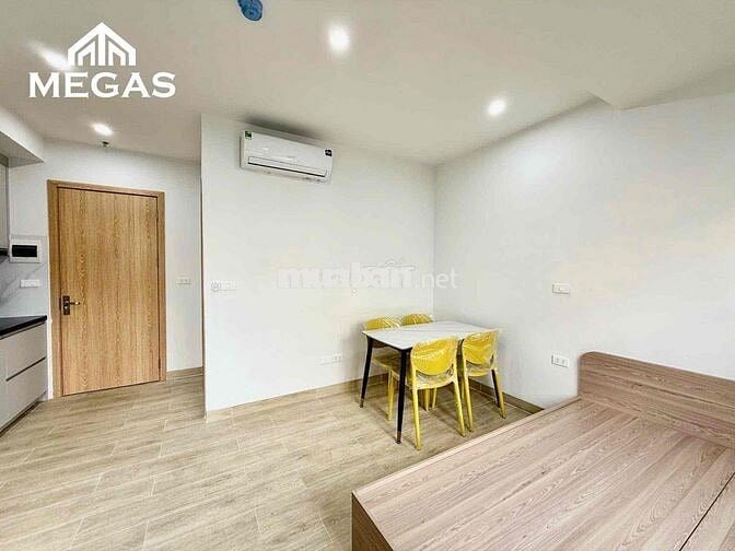 CHO THUÊ STUDIO BAN CÔNG, CƯA SỔ NGAY NGUYỄN NGỌC VŨ, CẦU GIÂY