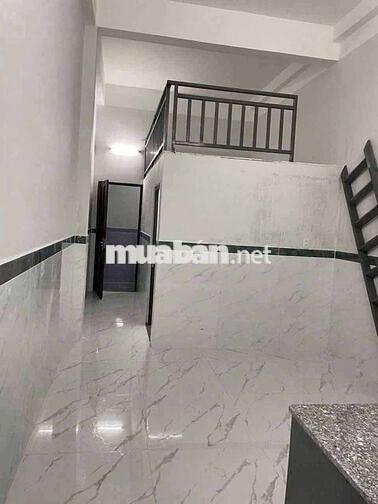 Cho thuê nhà có sân đậu oto miễn phí dĩ an