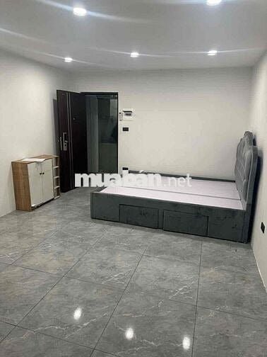 🏡 Cho thuê căn hộ tập thể B5 Nghĩa Tân – Tầng 3