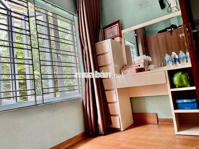 Nhà mặt ngõ 87 Láng Hạ 30m2 x 4 tầng 3pn 4vs full 13.5tr