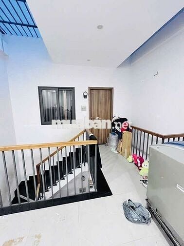 NHÀ BÁN,   DT: 70M2, GIÁ 10,5 TỶ, ĐƯỜNG SỐ 1, TRƯỜNG THỌ, TP THỦ ĐỨC