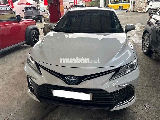 Toyota Camry 2022 2.5HV - 35000 km