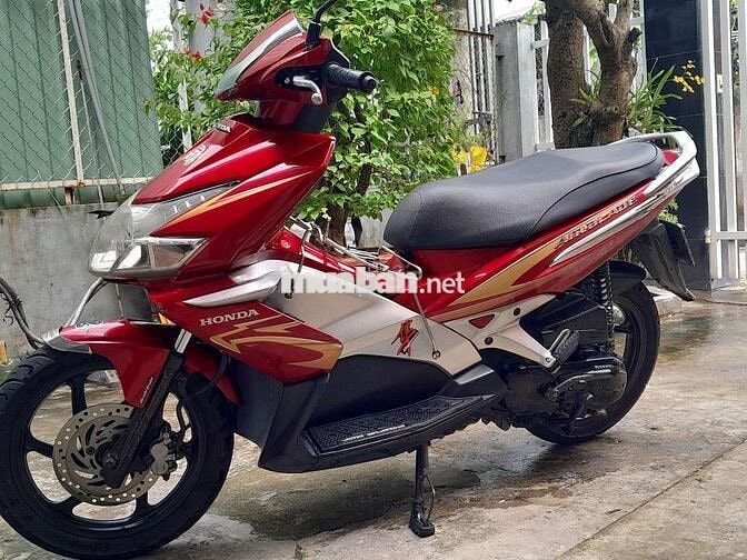AIRBLADE 110CC.