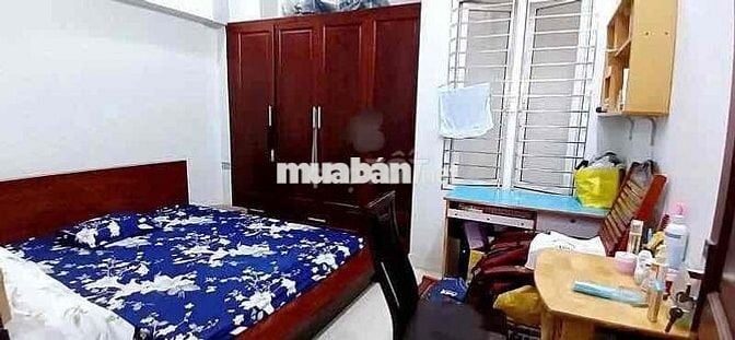 Bán căn nhà HXH mới tinh 4PN Bùi Đình Tuý- Ngay chợ