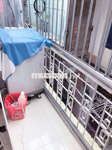 • Nhà Quận 7 Chính Chủ – Sổ Hồng Riêng, 30m², Vị Trí Đẹp Nhỉnh 1tỷ55