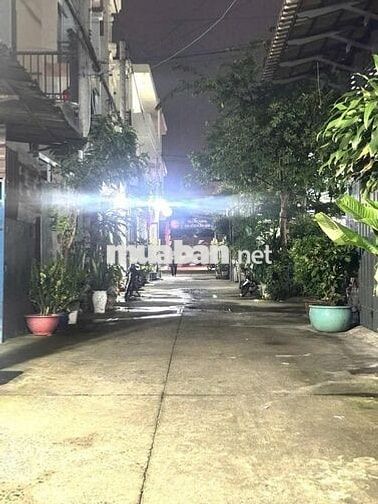 Bán căn nhà mới xây- ngay công viên gia định- bước sang sân bay 5P-4Pn