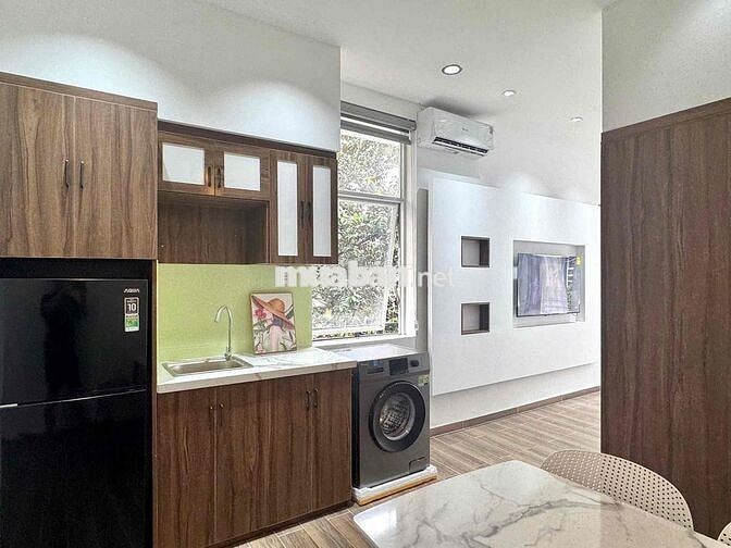 CĂN HỘ XỊN XÒ FULL NỘI THẤT BAN CÔNG GẦN SÂN BAY, CV HOÀNG VĂN THỤ