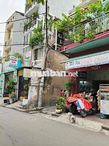 NGAY CHỢ BÀ CHIỂU -3TẦNG BTCT -30M2 -CHO THUÊ 13TR/THANG GIÁ 4,55TY TL