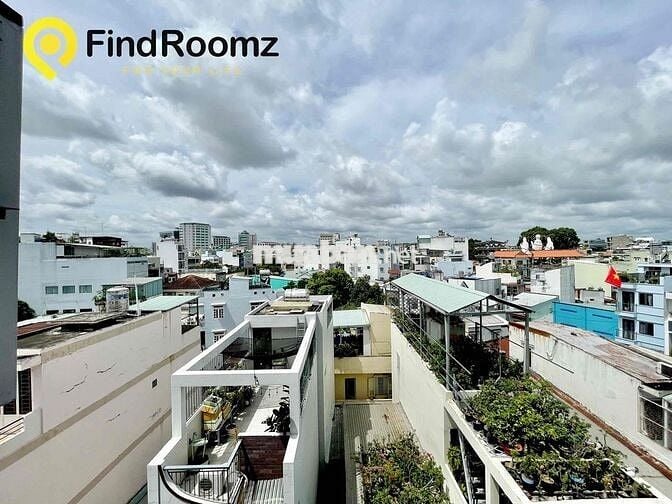 DUPLEX CỬA SỔ TRỜI NGAY MẶT TIỀN PHAN VĂN TRỊ GẦN IUH - VLU