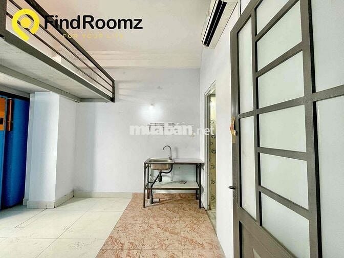 DUPLEX CỬA SỔ TRỜI NGAY MẶT TIỀN PHAN VĂN TRỊ GẦN IUH - VLU