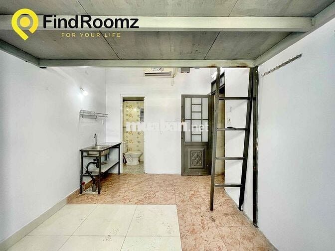 DUPLEX CỬA SỔ TRỜI NGAY MẶT TIỀN PHAN VĂN TRỊ GẦN IUH - VLU