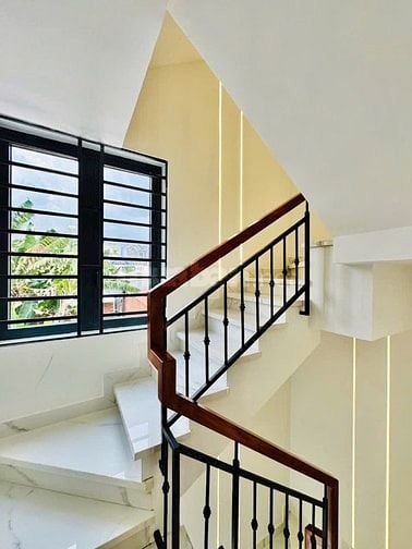 Chủ cần vốn xoay bán gấp căn p. Thạnh Xuân , q.12 DT 58m2 giá 2 tỷ 300