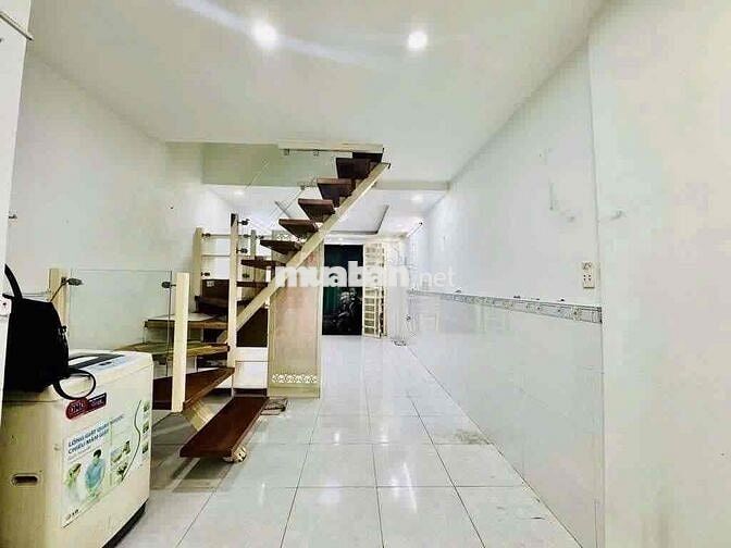 Cho thuê nhà h3g Trần Đình Xu, Quận 1 2pn  full nội thất