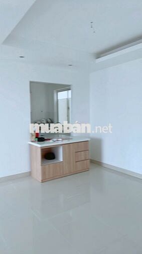 Cho thuê căn hộ TREEA ROSA 127m2( 3PN-2WC ) nhà trống mới sơn lại