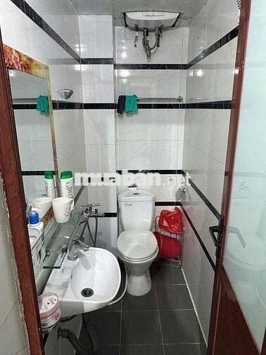 Dưới 3tỷ có nhà khung cột BT Định Công-10m ra phố-KD-32m*4tầng