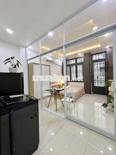 Phòng balcon ngủ tách bếp 40m2 Nguyễn Giản Thanh,Q.10