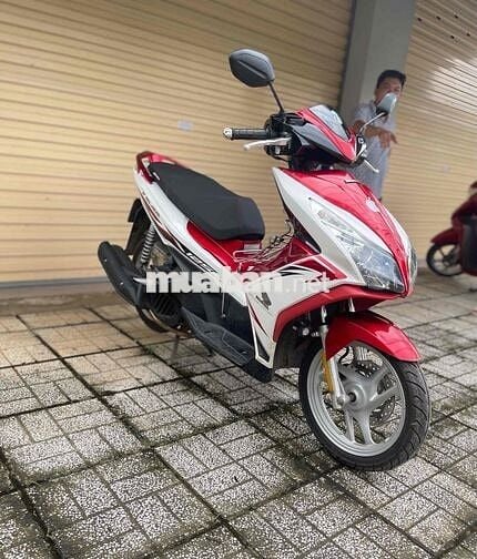 Ab xe zin đẹp như mới. máy zin cực kì êm