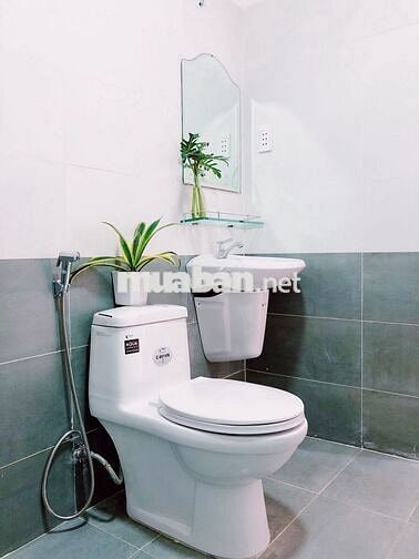 Phòng balcon ngủ tách bếp 40m2 Nguyễn Giản Thanh,Q.10