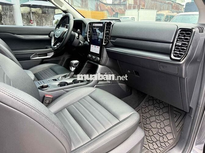 Ford Everest 2023 Sport 2.0L 4x2 AT - 26000 km