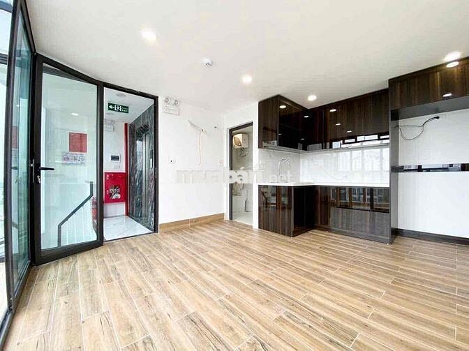 KINH DOANH VĂN PHÒNG SHOWROOM ĐẲNG CẤP - VỈA HÈ THÊNH THANG