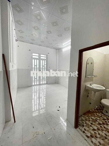 Nhà lầu 3 phòng 3wc KDC Thành Công - 713
