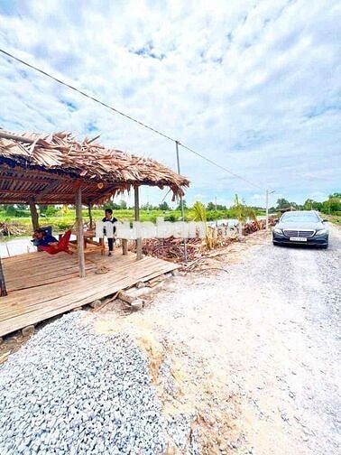 Hàng đầu tư F0 - Đất vườn MT nhựa ĐT.816 giá chỉ 8xxtr/lô