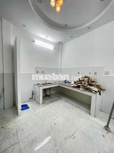 Nhà lầu 3 phòng 3wc KDC Thành Công - 713