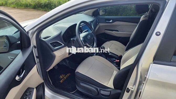 Hyundai Accent 2023 Đk 2024 số sàn màu xám