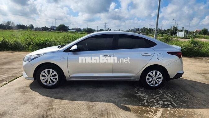 Hyundai Accent 2023 Đk 2024 số sàn màu xám