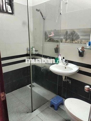 Nhà 64m2 3 lầu 4PN đường thông 8m khu công viên nội bộ đường số 21 P8