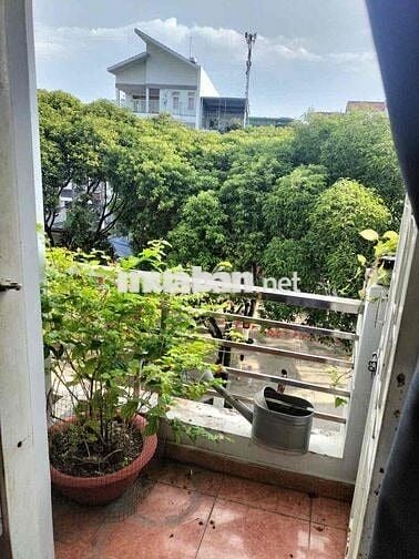Nhà 64m2 3 lầu 4PN đường thông 8m khu công viên nội bộ đường số 21 P8