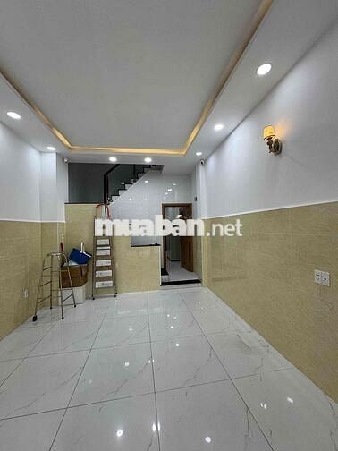Phòng 35m2 Tầng trệt phù hợp 4 sv Nguyễn Tất Thành
