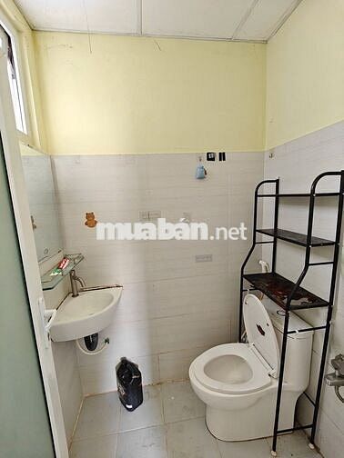 Phòng Đẹp Giá Rẻ - Cửa Sổ Thoáng Full Tiện Nghi ngay Dương Quãng Hàm