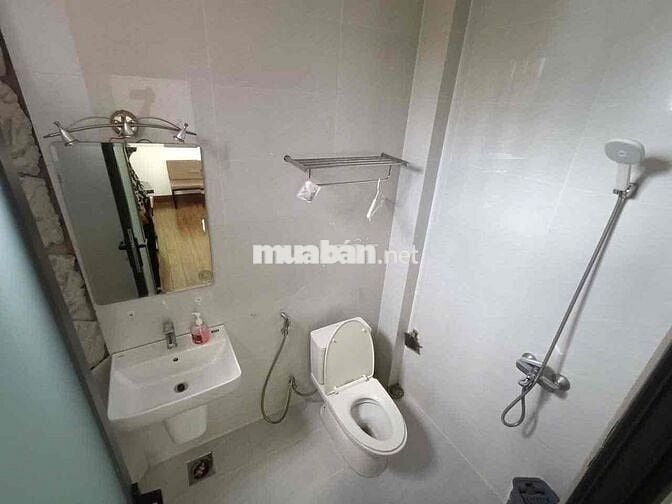 CHO THUÊ PHÒNG TRỌ CÁCH ĐẠI HỌC NGÂN HÀNG SPKT 100M