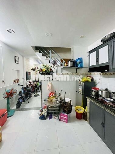 BÁN NHÀ NGAY KHU ĐẦM SEN, TÂN PHÚ, 42M2, 2 TẦNG, GIÁ CHỈ 4 TỶ 950 TL