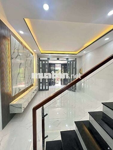 Nhà mới hẻm 1 trục gần mặt tiền, hẻm xe hơi đổ cửa, vị trí đẹp
