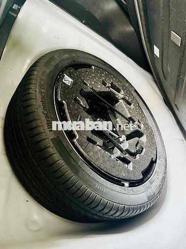 Kia K3 2024 Premium 1.6 AT - 7000 km