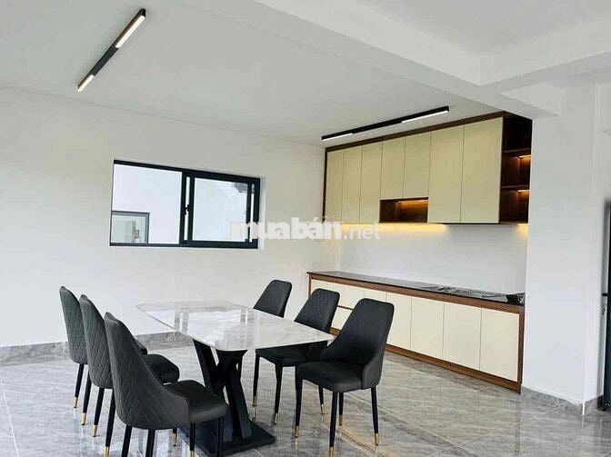 Chính chủ bán villa nghỉ dưỡng full nội thất cơ bản vùng ven Đà Lạt