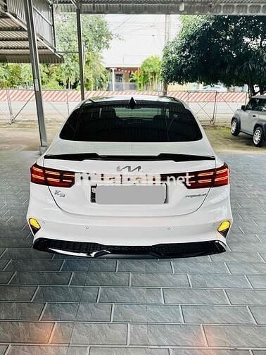 Kia K3 2024 Premium 1.6 AT - 7000 km