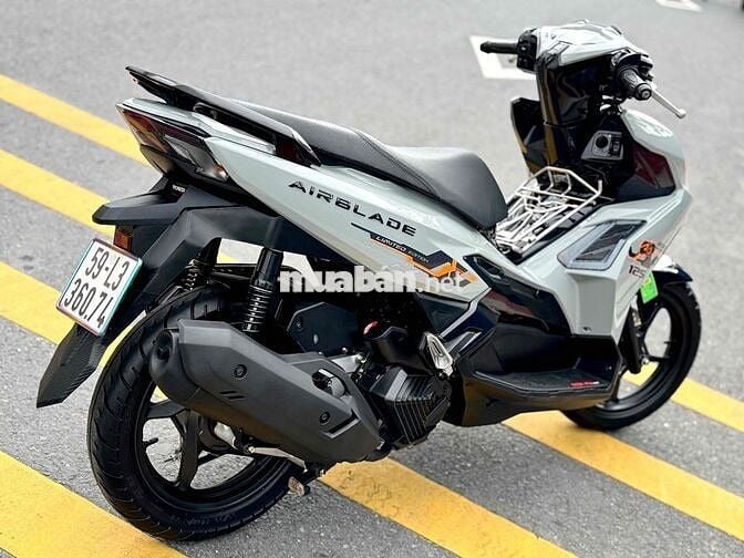 Airblade 125 4VAL mẫu 2023 1chủ ít đi8000km zin100