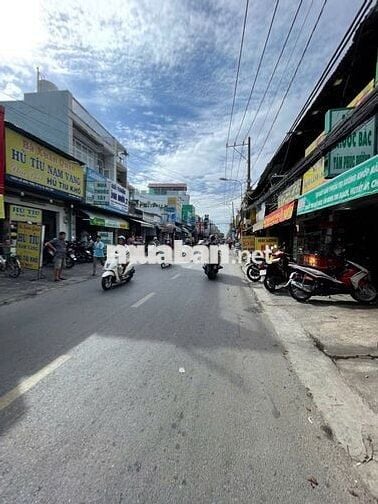 CHo thuê mbkd mặt tiền đường Hoà bình tổng dt 705m2 nở hậu 19m