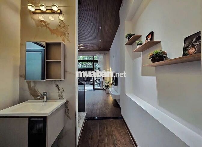 NHÀ NGỘP ĐƯỜNG TRỊNH QUANG NGHỊ 67M2 GIÁ 1 TỶ 750 TRIỆU
