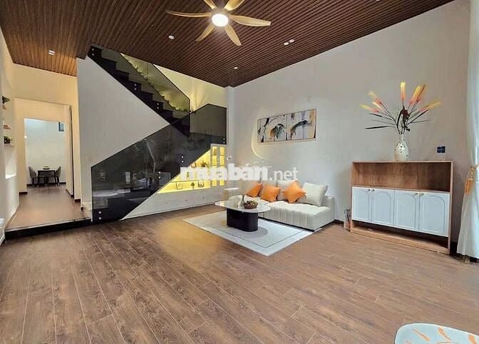 NHÀ NGỘP ĐƯỜNG TRỊNH QUANG NGHỊ 67M2 GIÁ 1 TỶ 750 TRIỆU
