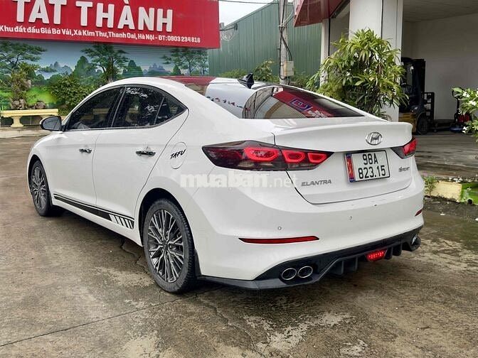 Hyundai Elantra 2018 độ fun kịch đồ chơi