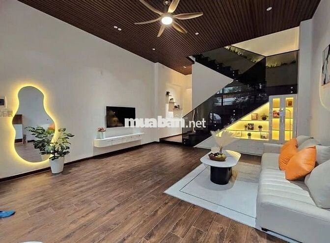 NHÀ NGỘP ĐƯỜNG TRỊNH QUANG NGHỊ 67M2 GIÁ 1 TỶ 750 TRIỆU