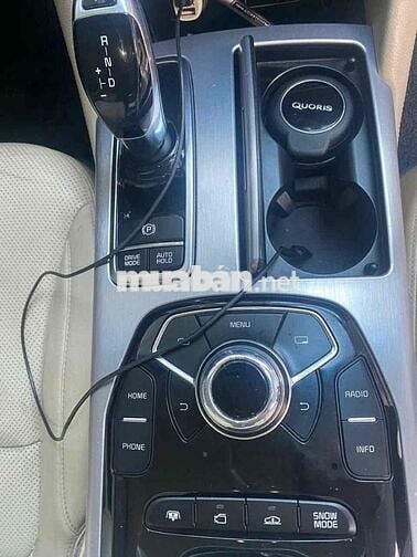 Kia Quoris 2014 - 130000 km